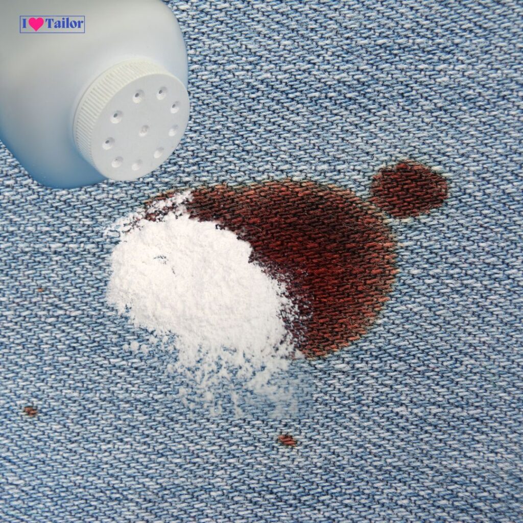 Baby Powder Application to Remove Oil Stains from Jeans